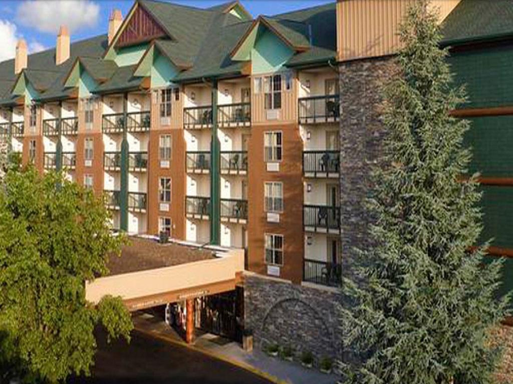 Grand Smokies Resort Lodge Pigeon Forge Exterior photo