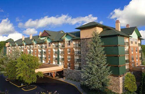 Grand Smokies Resort Lodge Pigeon Forge Exterior photo